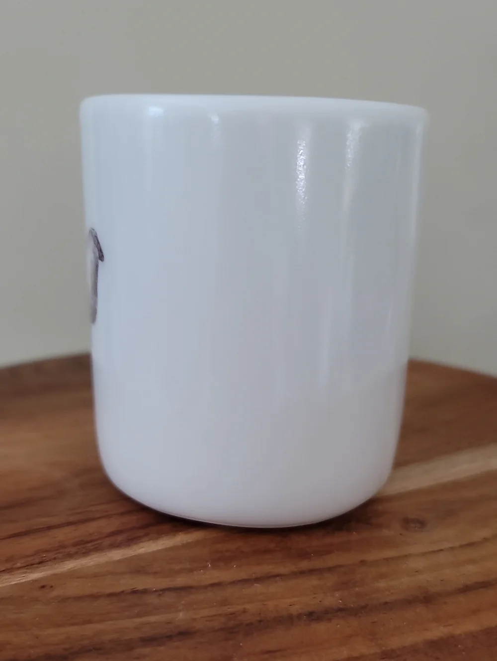 Gleena 10 oz Porcelain Ceramic Tumbler with Sheep Illustration